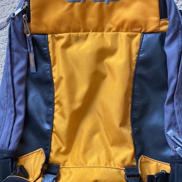 DROP Hiking Backpack With GLIDEACCSYS Compartments - Picture 8 of 12